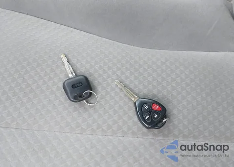 2009 Toyota Camry Le z USA, uszkodzony, nr VIN 4T1BE46K89U807944